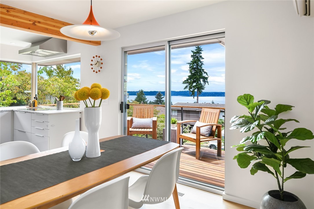 8720 Fauntlee Crest Southwest Seattle, WA 98136 - Photo 9 of 26 Gallery Image 9