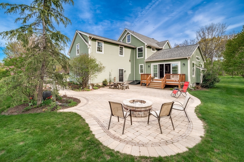 26 Scotland Road Hatfield, MA 01038 - Photo 6 of 42 Gallery Image 6