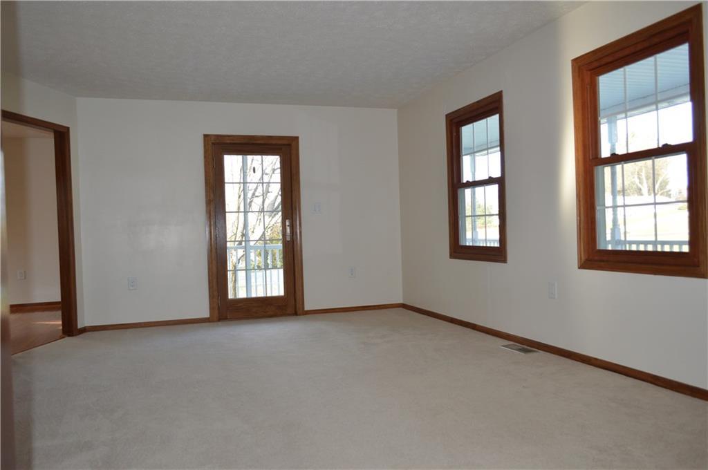 789 Spring Falls Avenue Springfield, OH 45502 - Photo 4 of 20