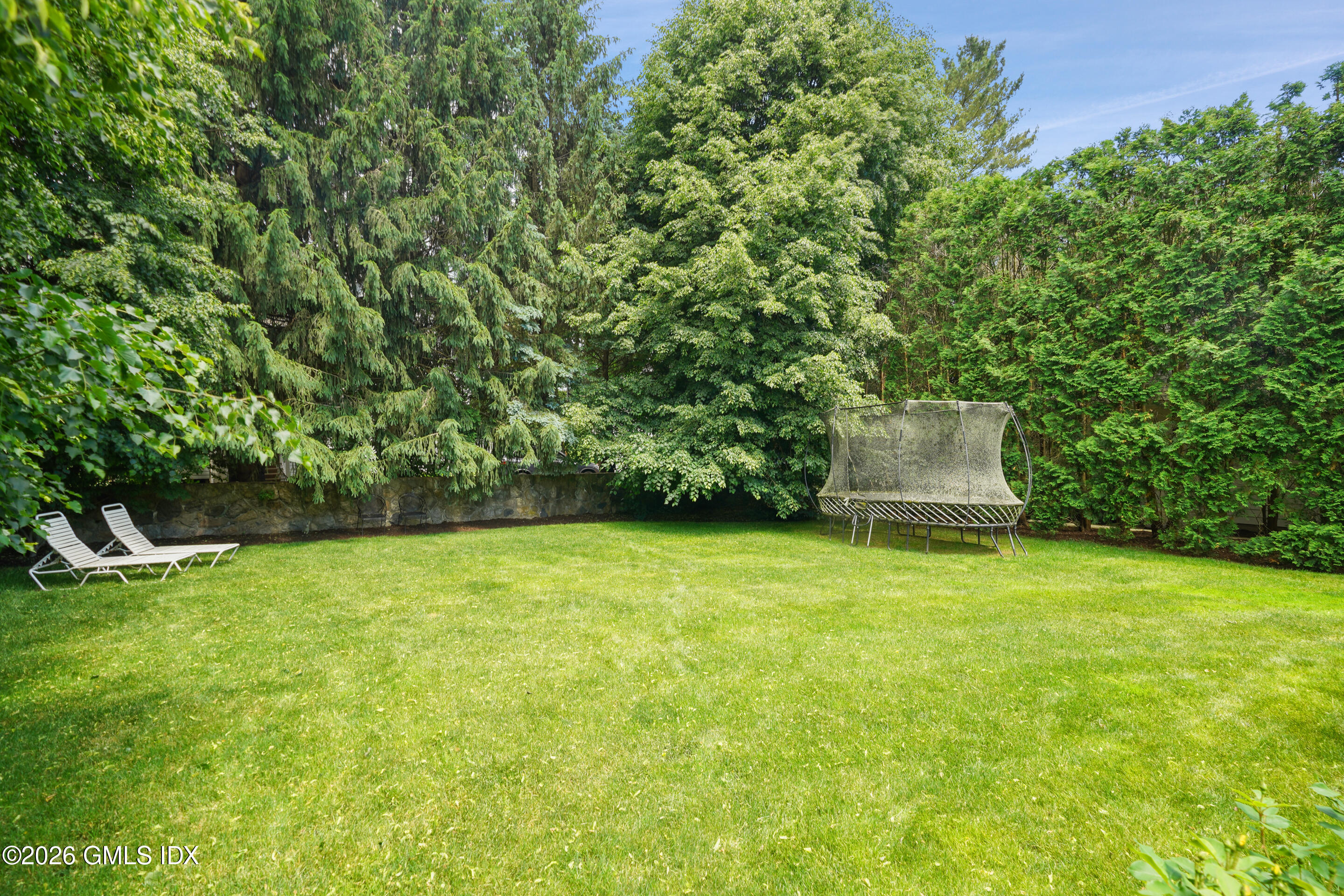 2 Wahneta Road Old Greenwich, CT 06870 - Photo 24 of 30 DSC03064
