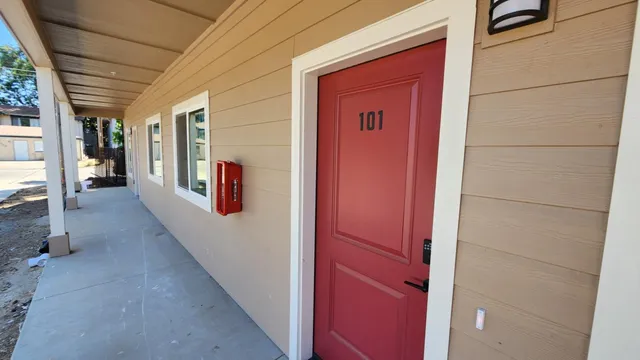 $1,450 | 728 West 1st Avenue, Unit 101, Chico, CA 95926