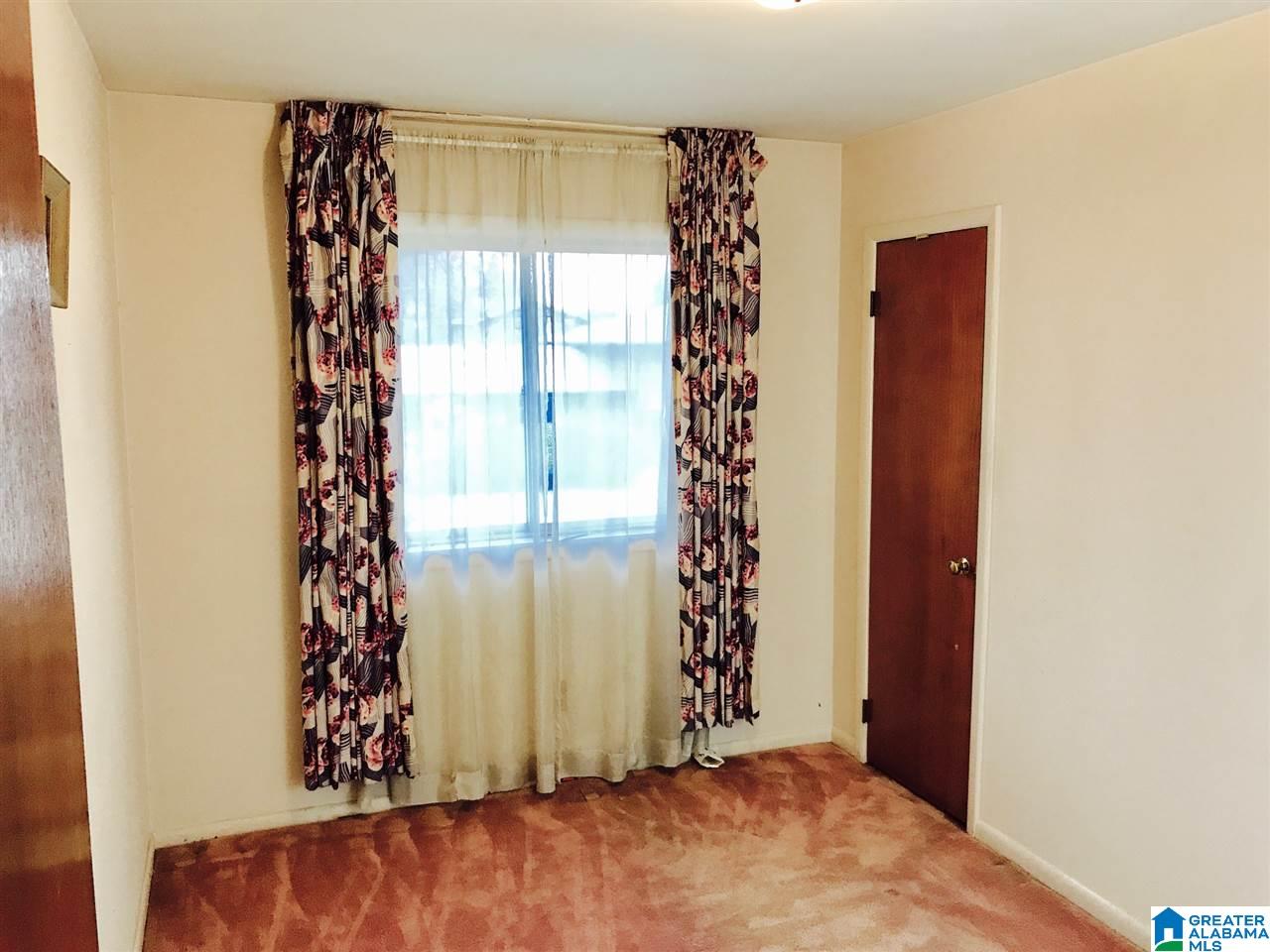 9 11th Avenue Southwest Birmingham, AL 35211 - Photo 12 of 17