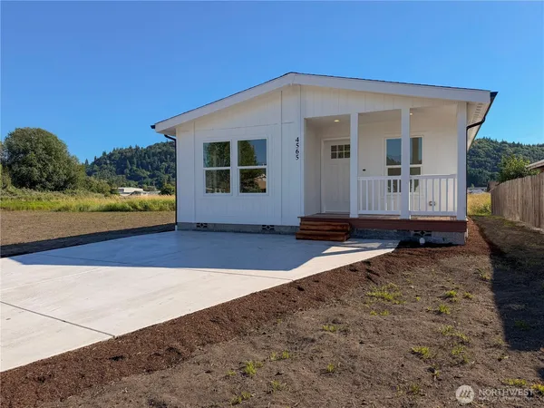 $359,000 | 4565 Windemere Street, Longview, WA 98632