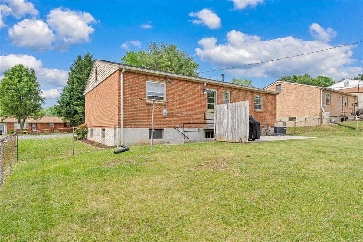 139 Return Road Roanoke, VA 24019 - Photo 38 of 47 38-MIB01035