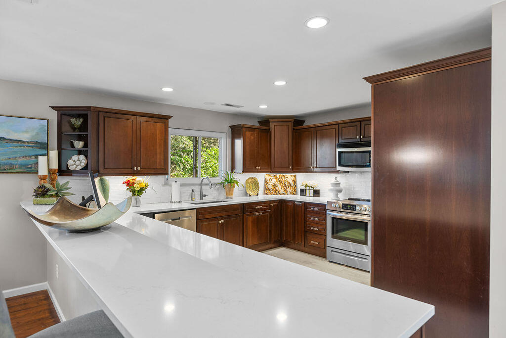 2549 Clear Marsh Road Seabrook Island, SC 29455 - Photo 18 of 57 2549-Clear-Marsh-18