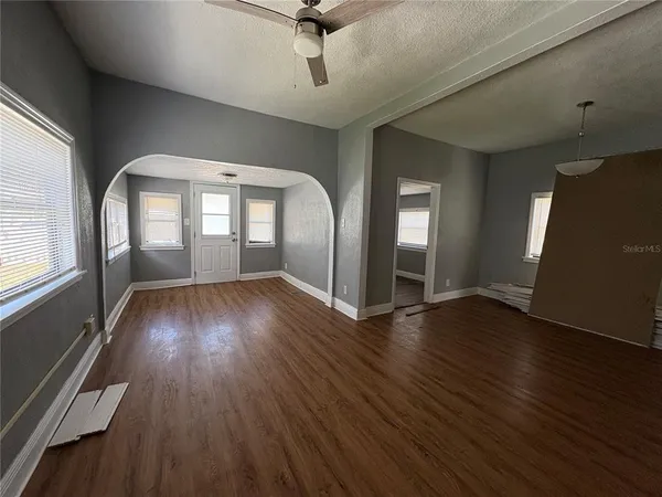 $179,450 | 433 Pennsylvania Avenue, St. Cloud, FL 34769