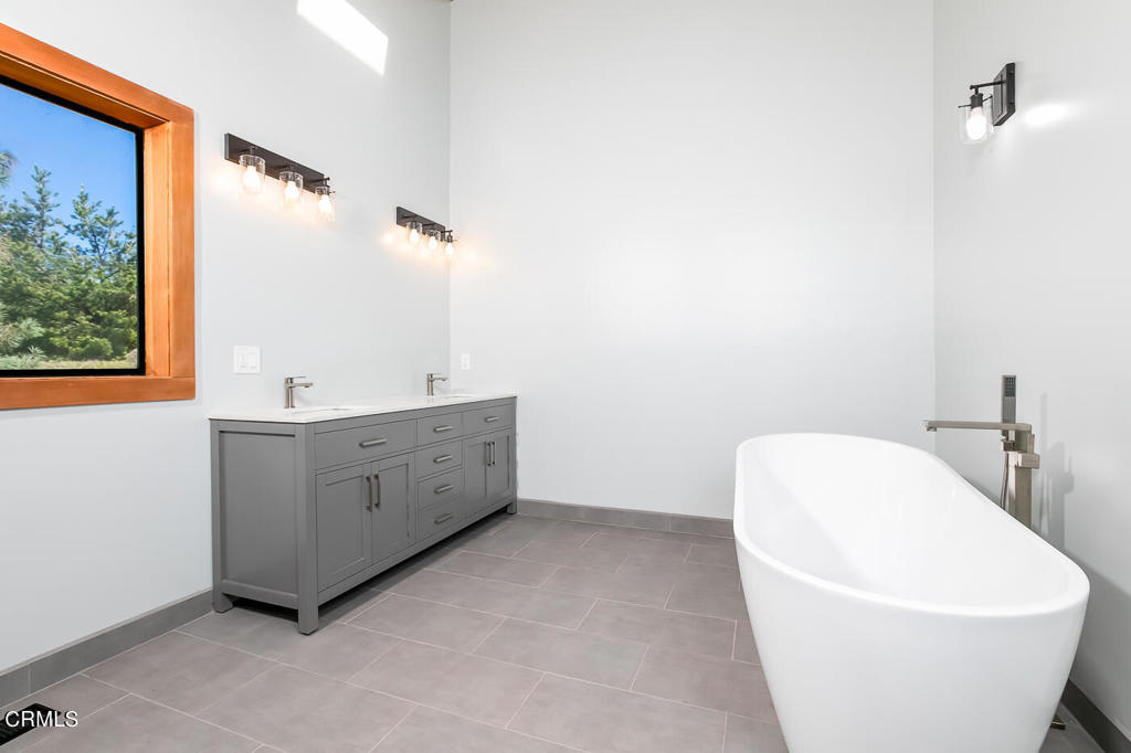 45460 Indian Shoals Road Mendocino, CA 95460 - Photo 17 of 50 a room with a toilet a sink and mirror