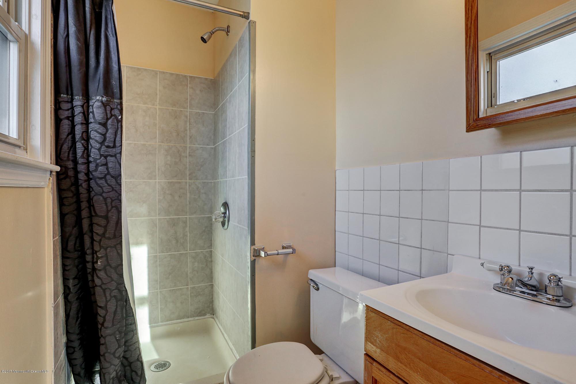 536 Line Road Hazlet, NJ 07730 - Photo 15 of 23 Master Bath