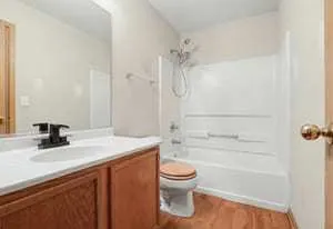 $199,900 | 1911 Cherrywood Court, Joliet, IL 60435