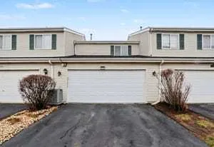 $199,900 | 1911 Cherrywood Court, Joliet, IL 60435