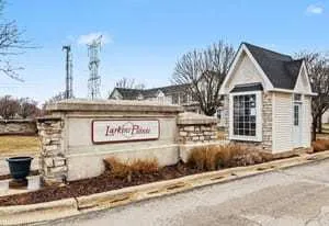 $199,900 | 1911 Cherrywood Court, Joliet, IL 60435