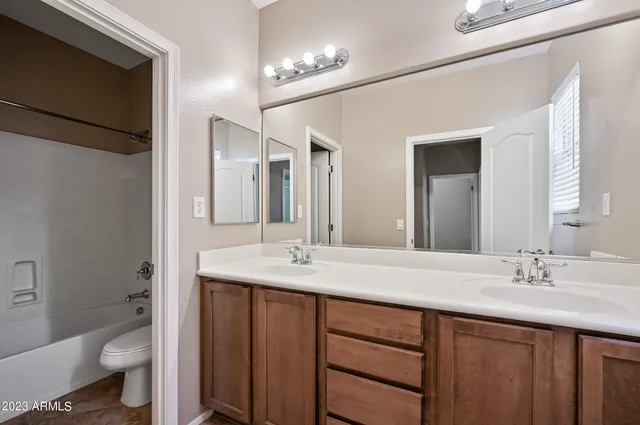 $2,300 | 1165 East Gail Drive, Chandler, AZ 85225