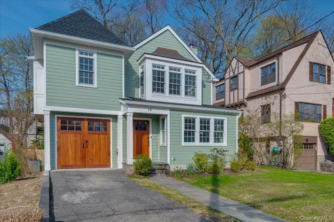 $1,995,000 | 19 Nassau Road, Larchmont, NY 10538