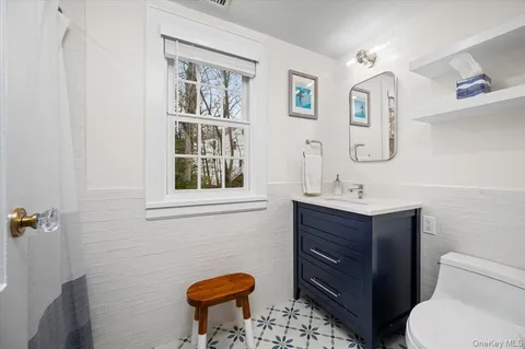 $1,995,000 | 19 Nassau Road, Larchmont, NY 10538