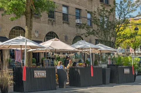 $1,995,000 | 19 Nassau Road, Larchmont, NY 10538