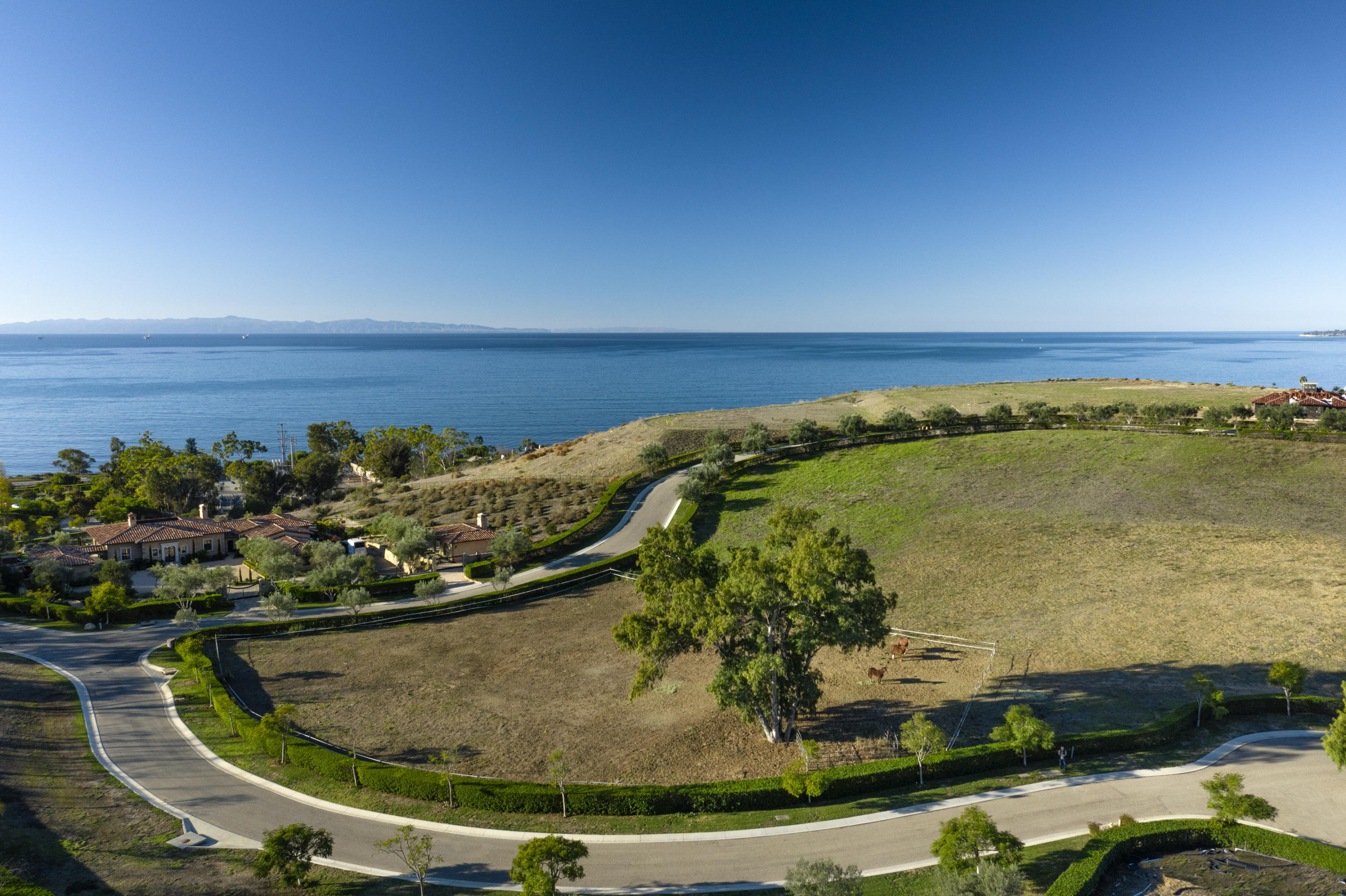 200 Montecito Ranch Lane Summerland, CA 93067 - Photo 8 of 12 20181206195905262960000000-o