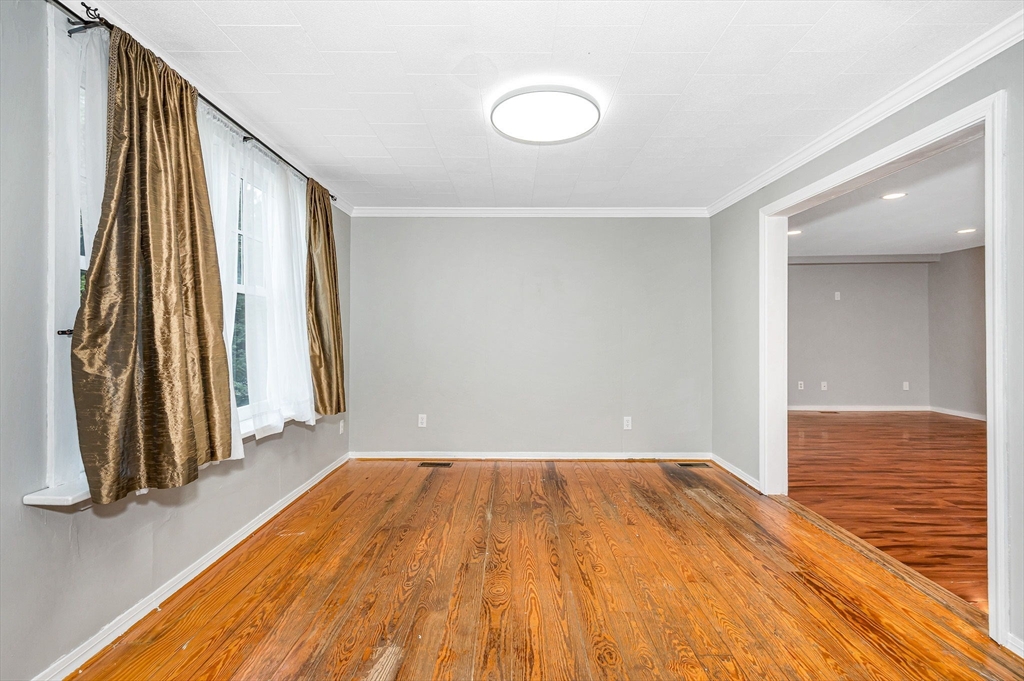 16 Standish Road Haverhill, MA 01832 - Photo 10 of 39