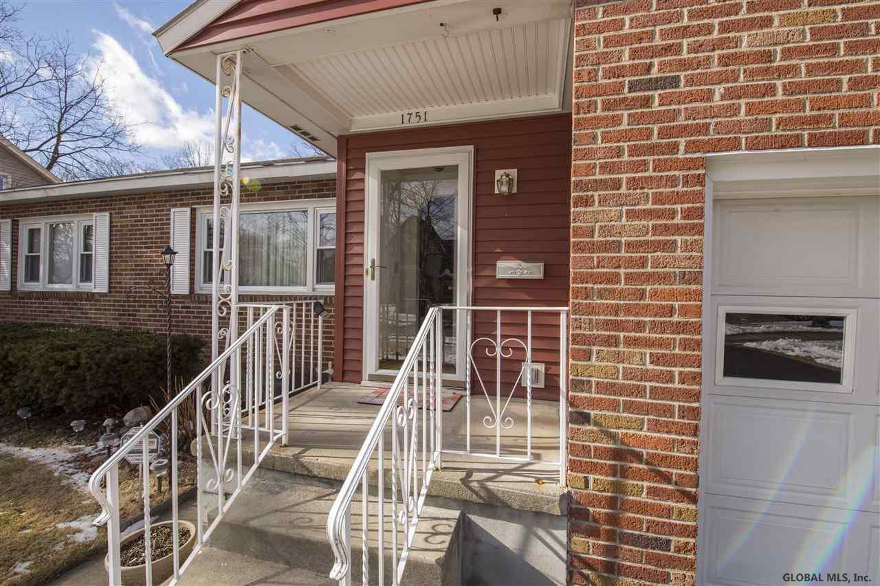 1751 Randolph Road Schenectady, NY 12308 - Photo 3 of 21 Photo 3