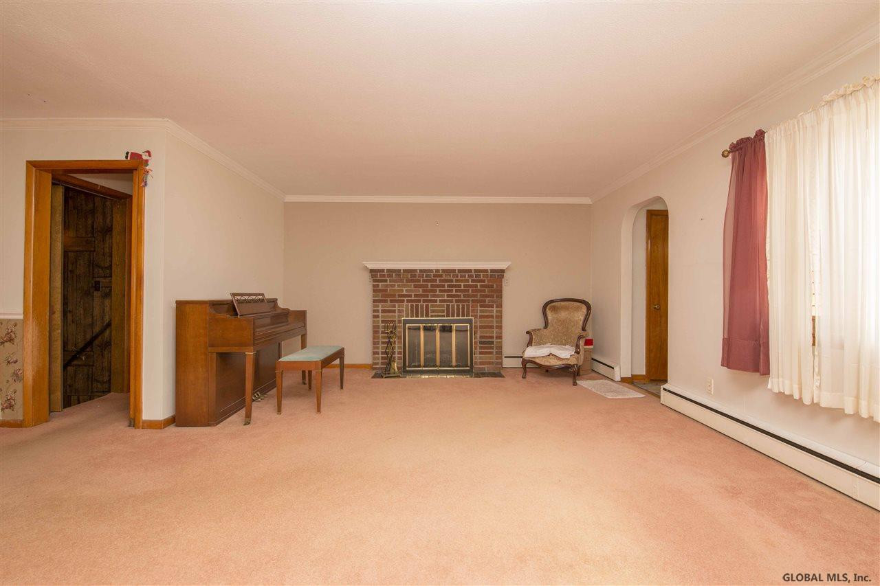1751 Randolph Road Schenectady, NY 12308 - Photo 5 of 21 Photo 5
