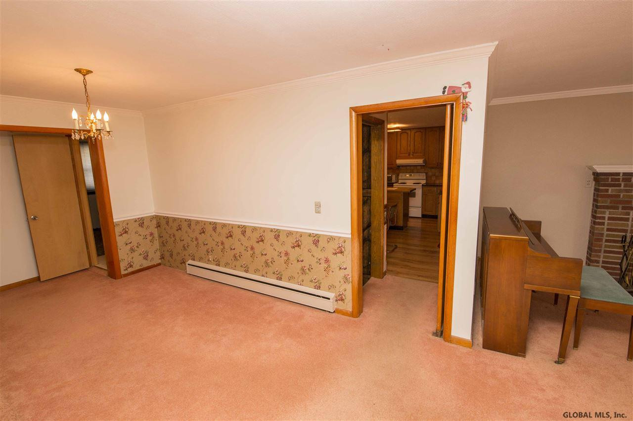 1751 Randolph Road Schenectady, NY 12308 - Photo 8 of 21 Photo 8