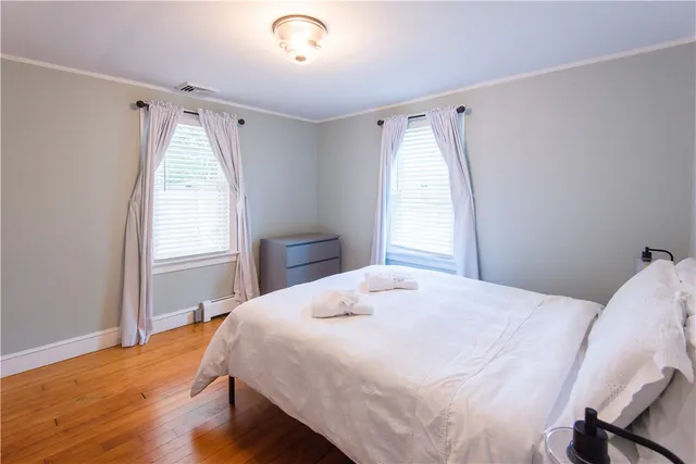 $5,000 | 393 Aquidneck Avenue, Middletown, RI 02842