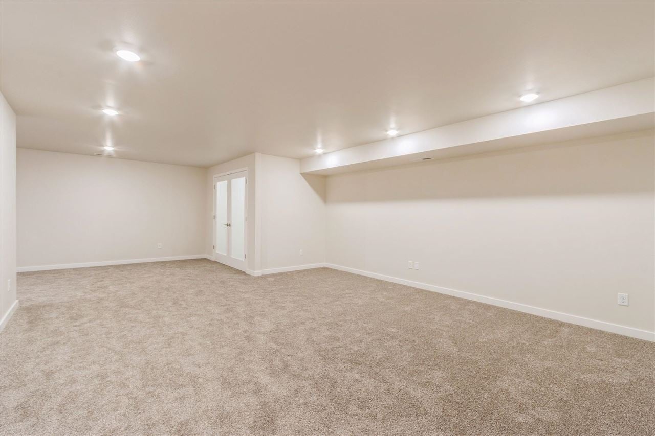4598 Rohret Road Iowa City, IA 52246 - Photo 29 of 39 Gallery Image 29
