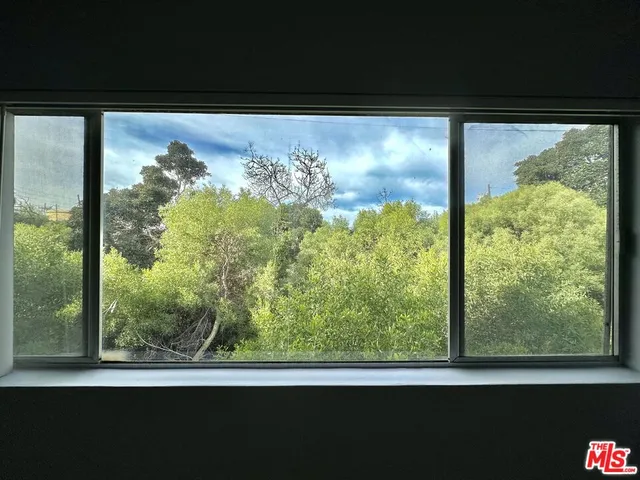 $2,350 | 127 Loma Vista Street, Unit 8, El Segundo, CA 90245