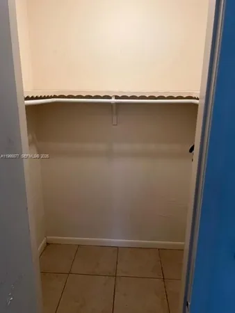 $2,500 | 31 Southwest 8th Court, Unit 12, Hallandale Beach, FL 33009