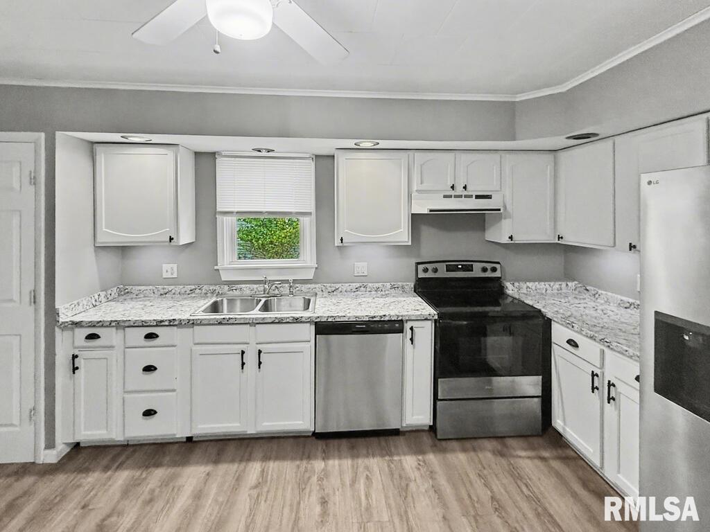 501 South 7th Street Herrin, IL 62948 - Photo 2 of 23