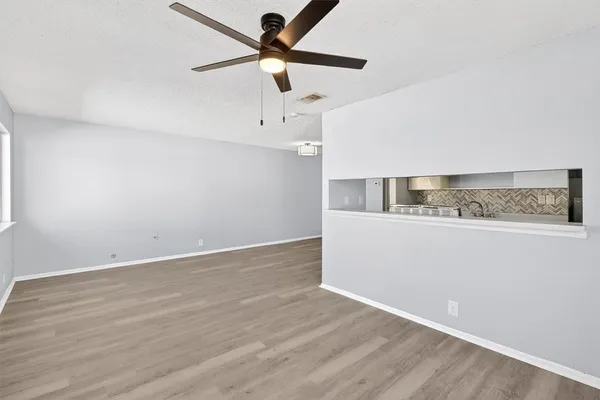$1,200 | 6118 Hidden Cove, Corpus Christi, TX 78412