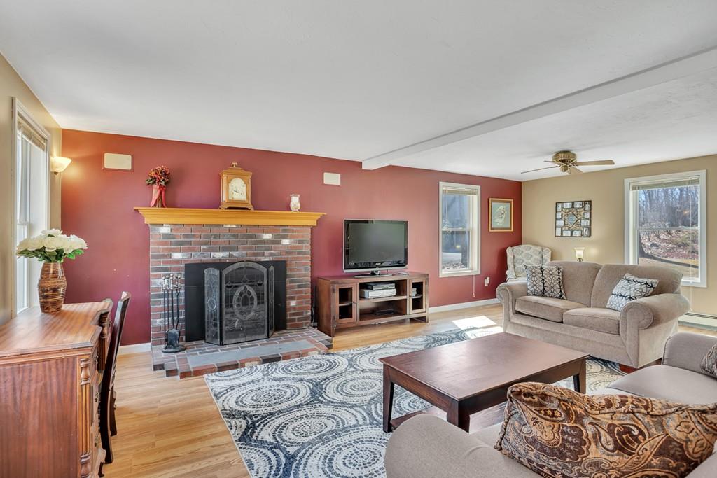 15 Corbin Road Dudley, MA 01571 - Photo 4 of 42