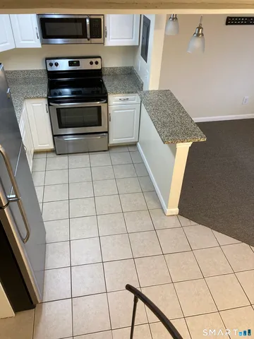 $1,650 | 330 Short Beach Road, Unit G10, East Haven, CT 06512