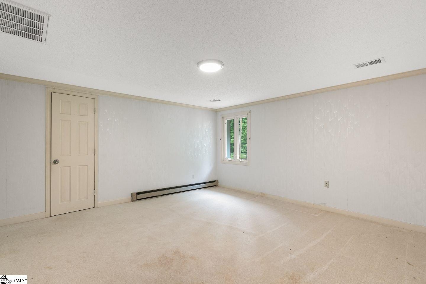 109 Rhodes Lane Marietta, SC 29661 - Photo 30 of 36 Gallery Image 30