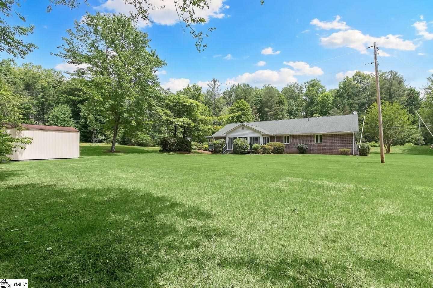 109 Rhodes Lane Marietta, SC 29661 - Photo 8 of 36 Gallery Image 8