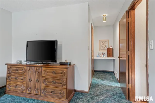 $225,000 | 2501 Miami Trail, Springfield, IL 62702