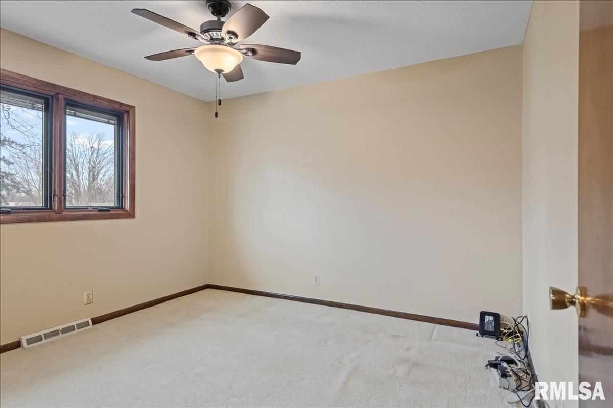 2501 Miami Trail Springfield, IL 62702 - Photo 24 of 42