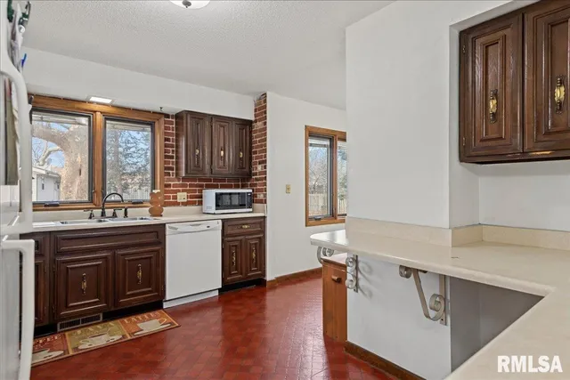 $225,000 | 2501 Miami Trail, Springfield, IL 62702