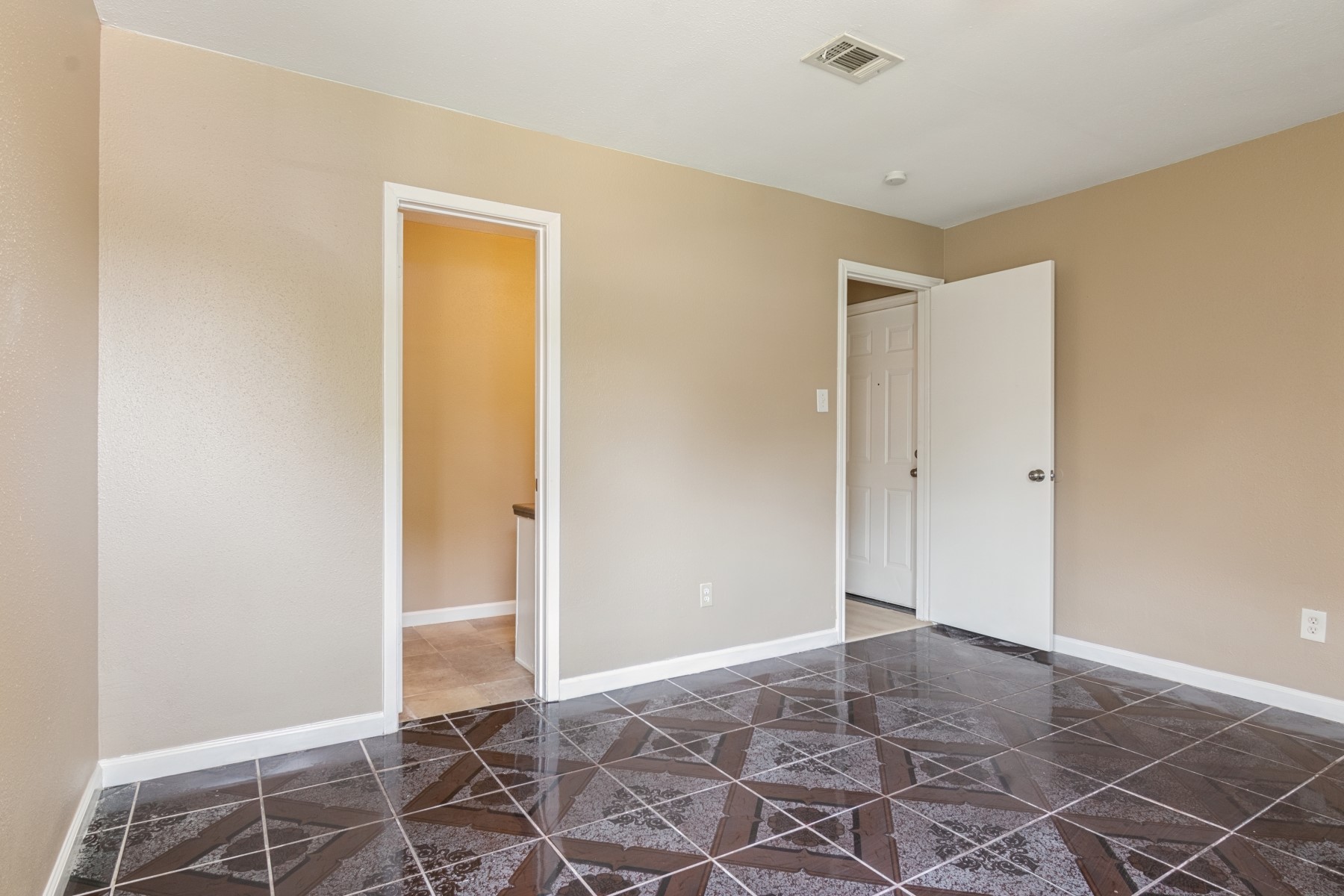 23511 Tree House Lane Spring, TX 77373 - Photo 18 of 20 Gallery Image 18