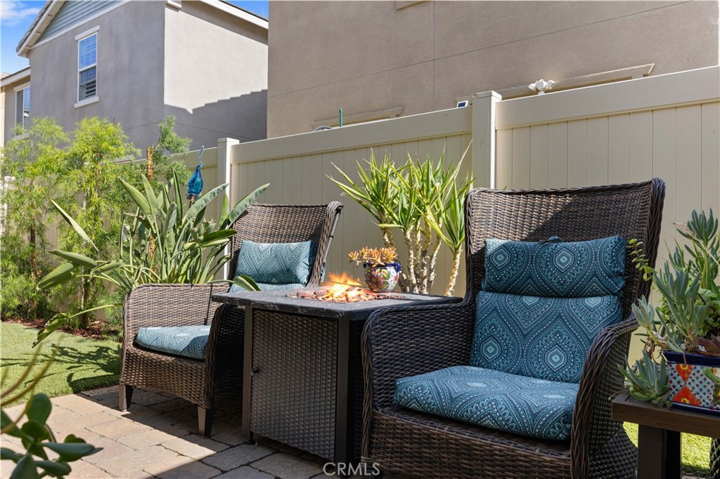 22088 Windham Way Saugus, CA 91350 - Photo 41 of 62 a outdoor living room with furniture and potted plants