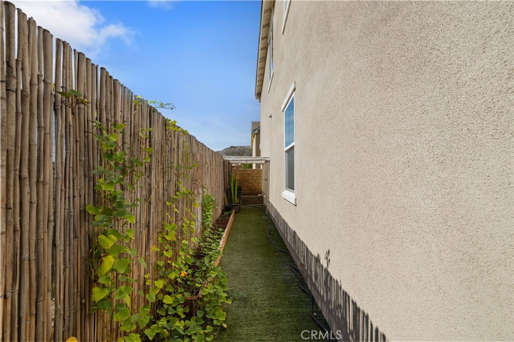 22088 Windham Way Saugus, CA 91350 - Photo 50 of 62