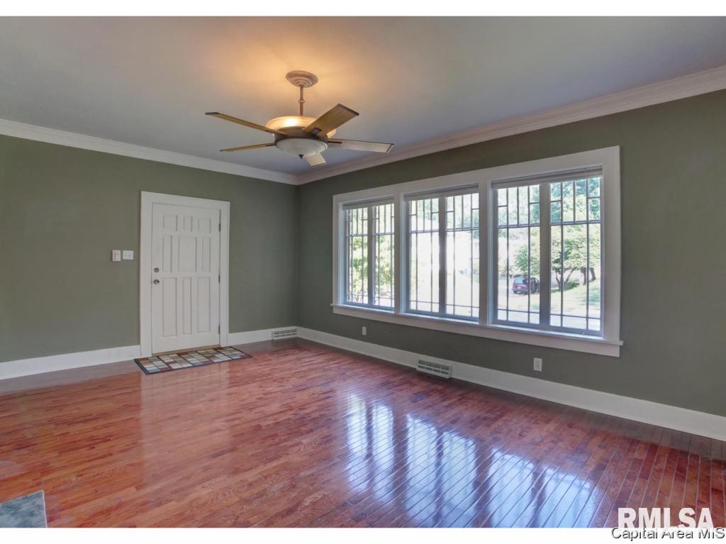 656 West Vine Street Springfield, IL 62704 - Photo 3 of 36 Gallery Image 3