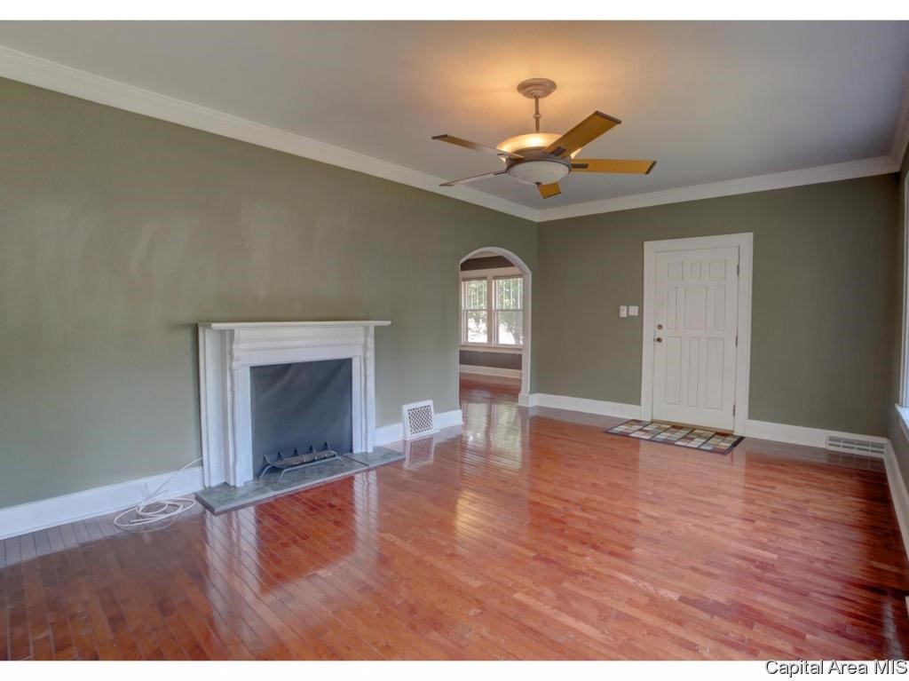 656 West Vine Street Springfield, IL 62704 - Photo 5 of 36 Gallery Image 5