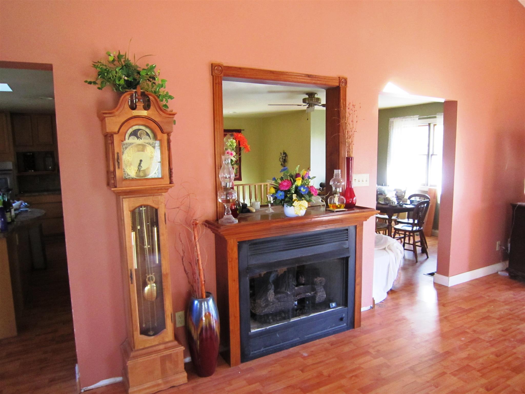 15154 Azure Road Tell City, IN 47586 - Photo 7 of 27 Gallery Image 7