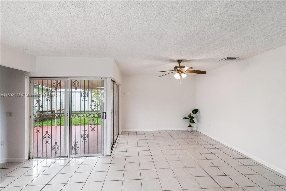 21020 Southwest 124th Ave Road Miami, FL 33177 - Photo 21 of 40 Gallery Image 21