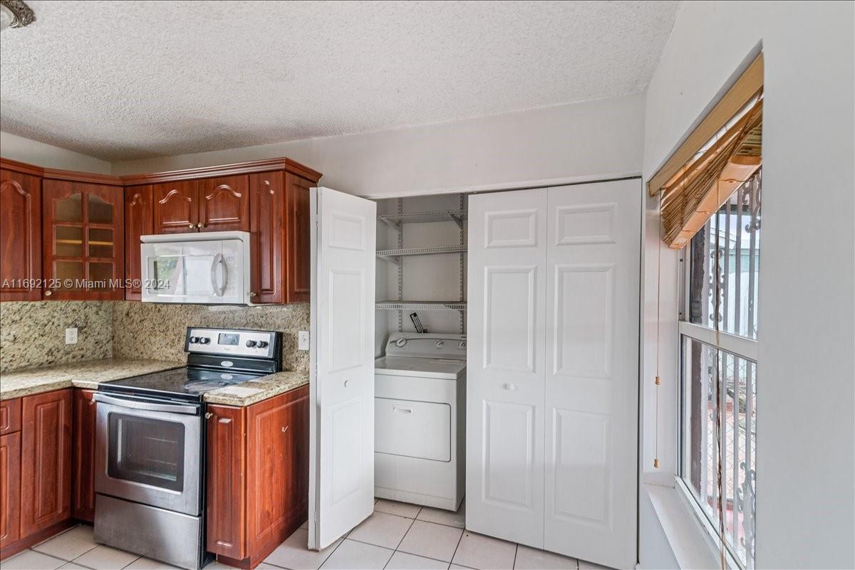 21020 Southwest 124th Ave Road Miami, FL 33177 - Photo 32 of 40 Gallery Image 32