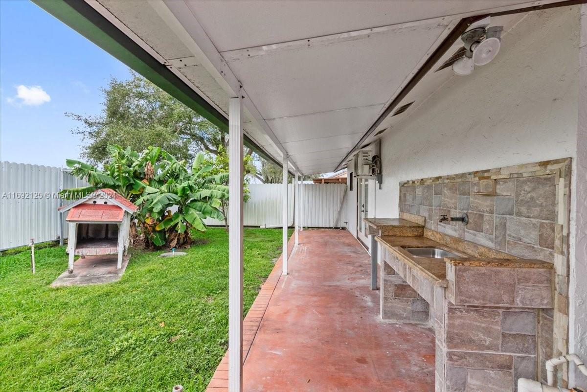 21020 Southwest 124th Ave Road Miami, FL 33177 - Photo 37 of 40 Gallery Image 37