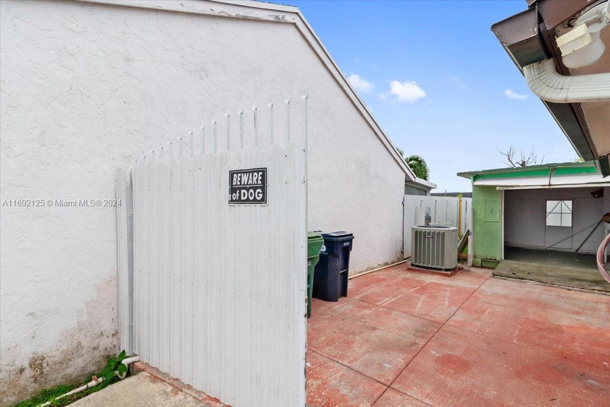21020 Southwest 124th Ave Road Miami, FL 33177 - Photo 39 of 40 Gallery Image 39
