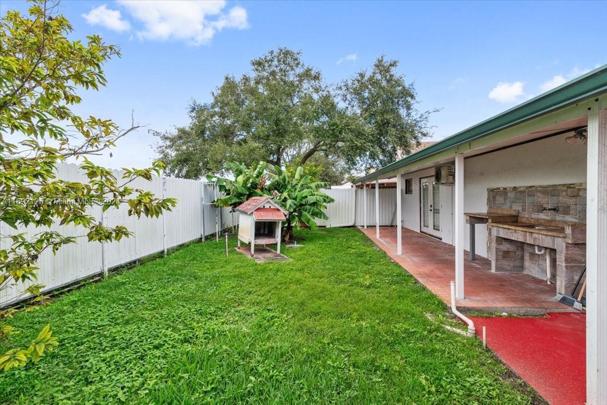 21020 Southwest 124th Ave Road Miami, FL 33177 - Photo 6 of 40 Gallery Image 6