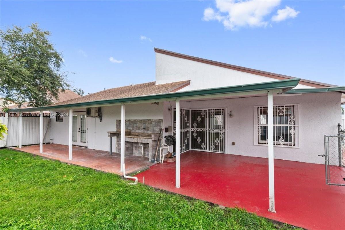 21020 Southwest 124th Ave Road Miami, FL 33177 - Photo 7 of 40 Gallery Image 7