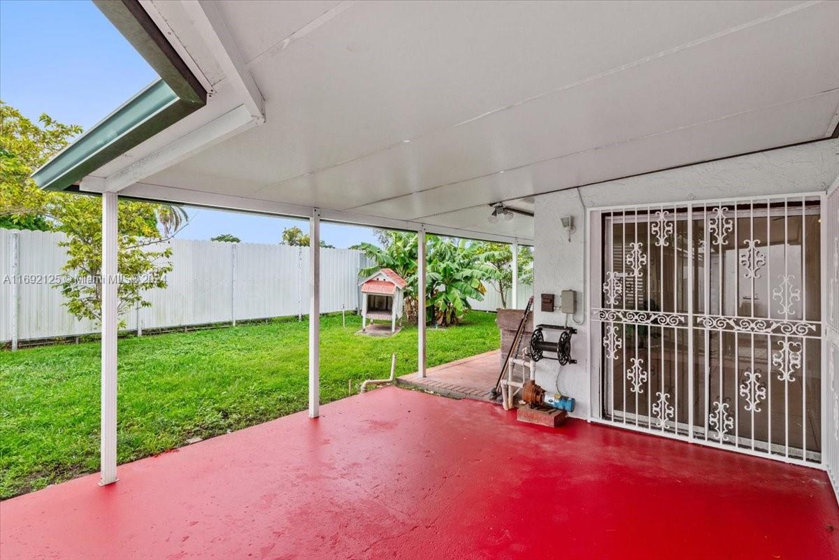 21020 Southwest 124th Ave Road Miami, FL 33177 - Photo 8 of 40 Gallery Image 8